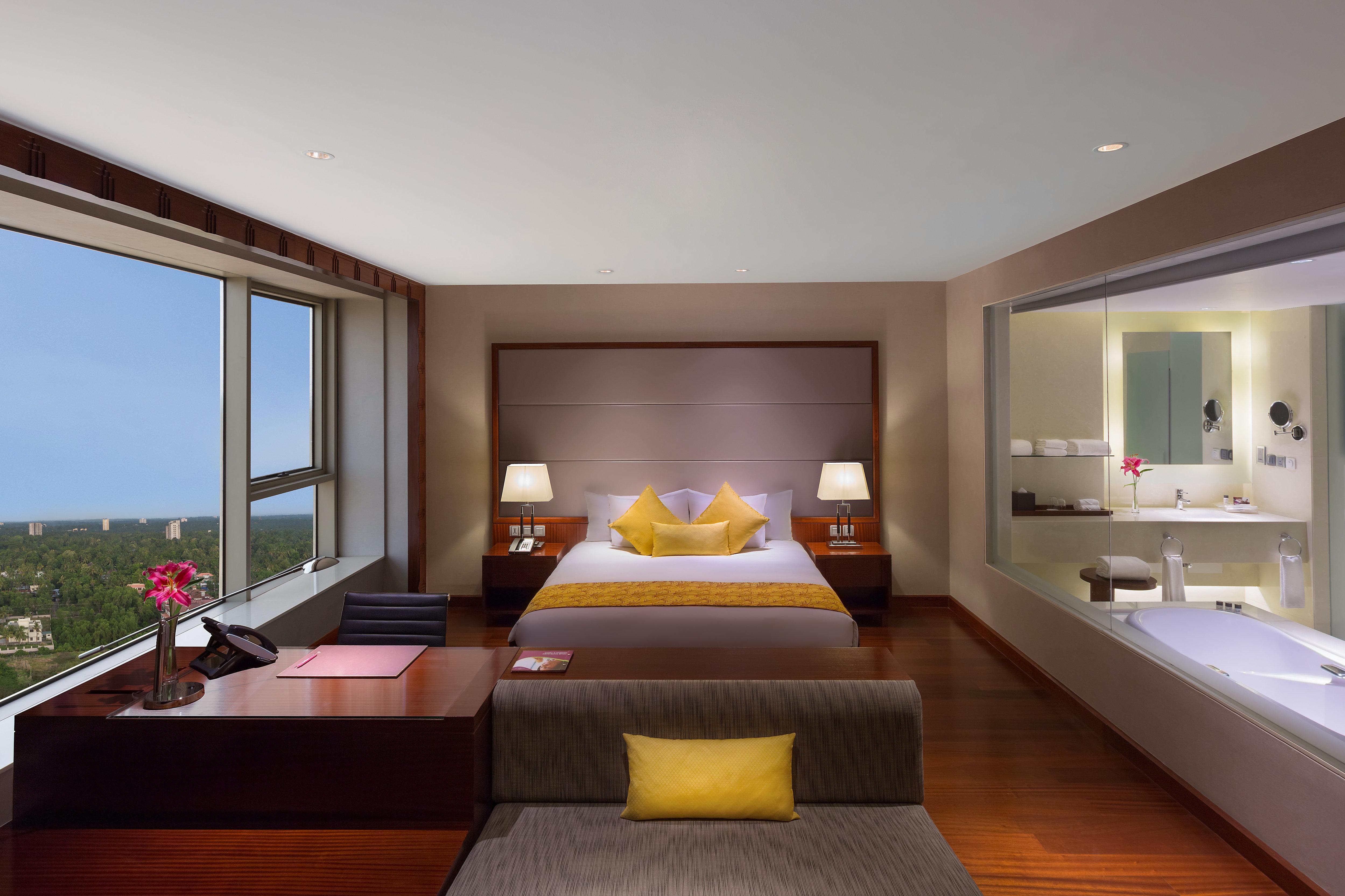 Crowne Plaza Kochi By Ihg Otel Dış mekan fotoğraf Suite at the Taj Bengal