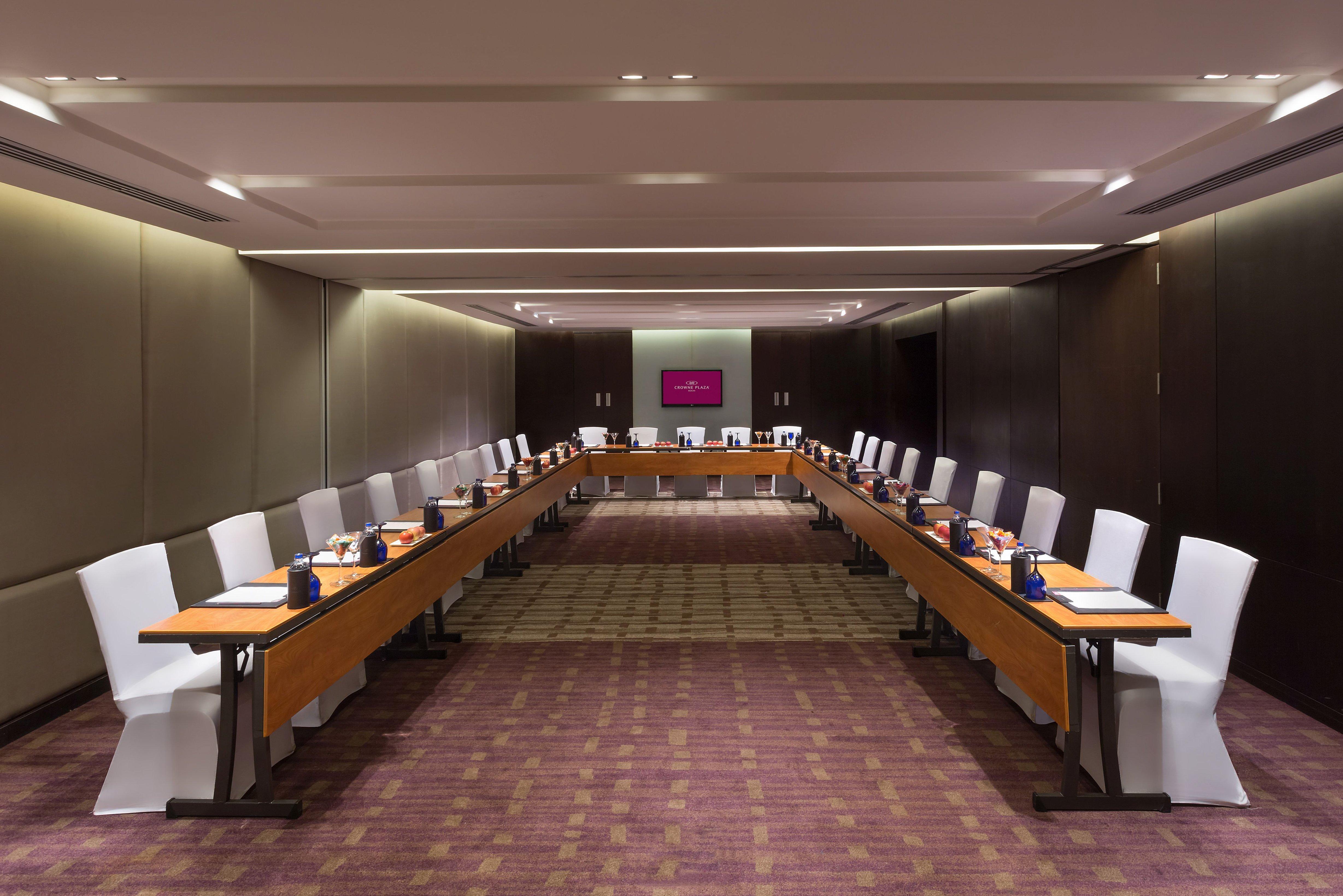 Crowne Plaza Kochi By Ihg Otel Dış mekan fotoğraf Meeting room at the Renaissance Hotel, Bangkok