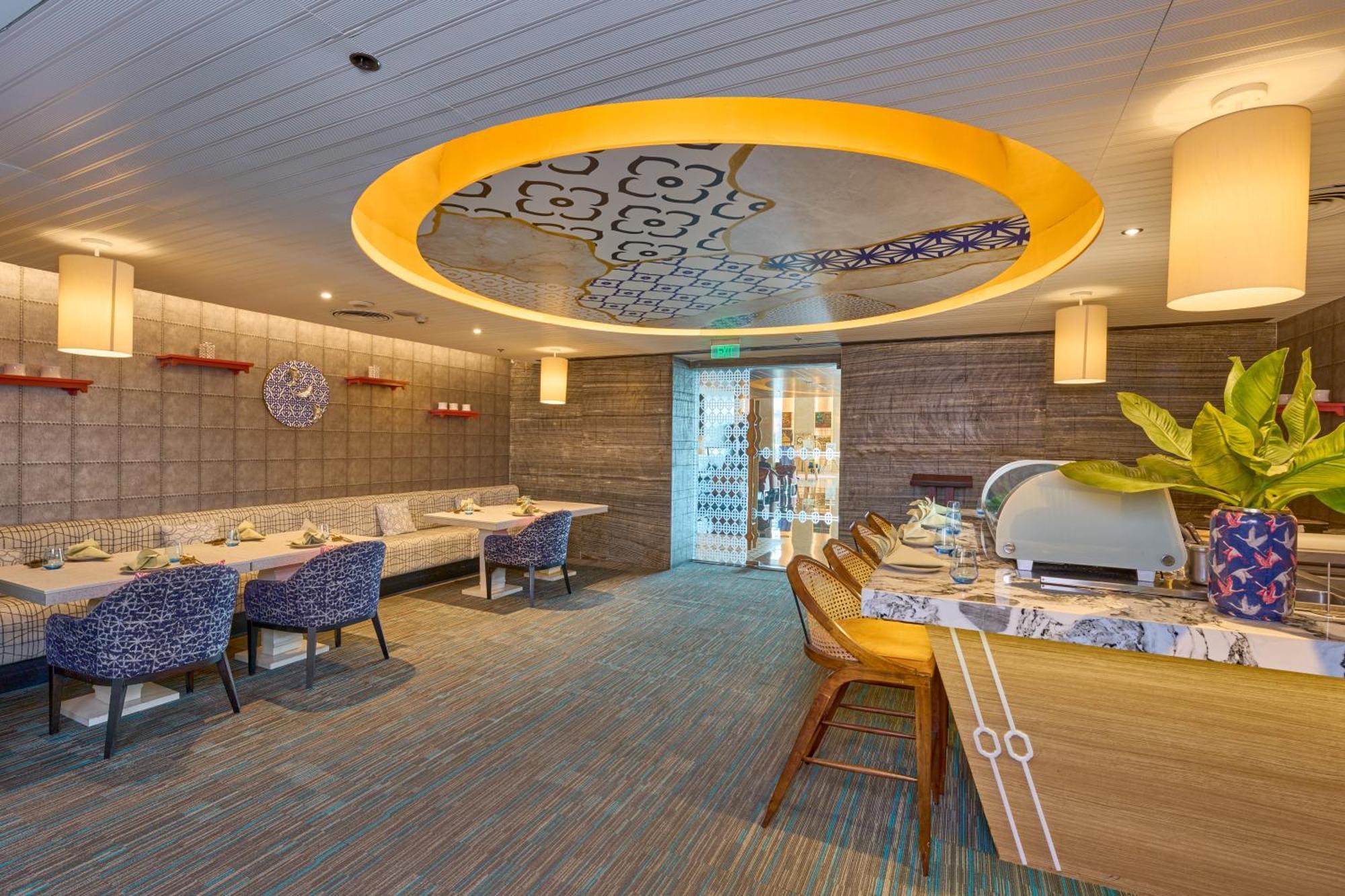 Crowne Plaza Kochi By Ihg Otel Dış mekan fotoğraf The interior of the restaurant